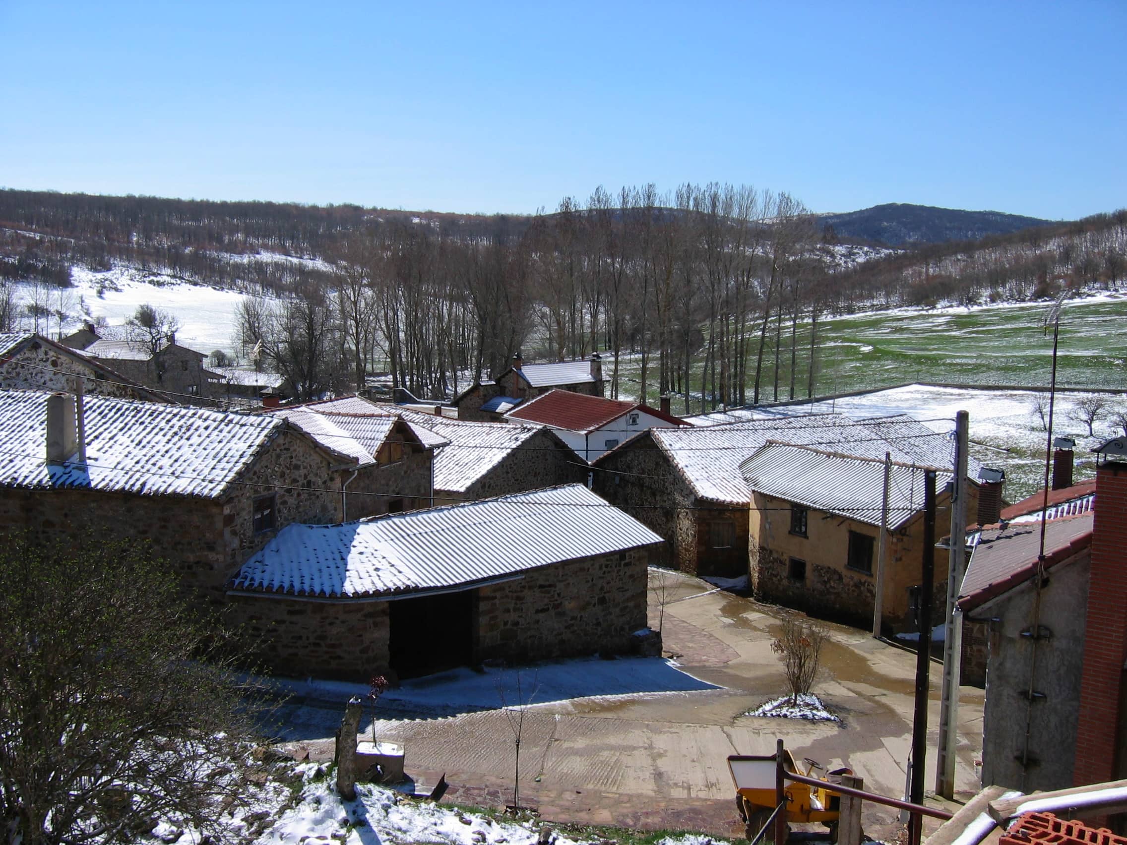 Pueblo 2005: Verdeña0013